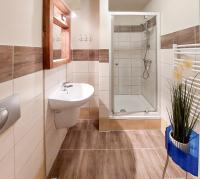 Łazienka w obiekcie visit baltic - Przy Promenadzie Apartament Kapitański