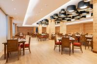 Εστιατόριο ή άλλο μέρος για φαγητό στο Araliya Red - Budget friendly Hotel- Where you find stunning 360 panoramic view of Nuwara Eliya