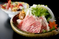 ホテルの敷地内または近くでの食事または食べ物