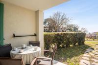 Część wypoczynkowa w obiekcie Résidence Les Parcs de Grimaud - maeva Home - Appartement 2 pièces 4 personnes Prestige MAE-2246
