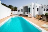 Bazén v ubytování Sunny Golf Villas nebo v jeho okolí