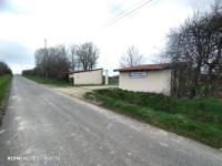 an empty road with a building on the side at La casa en el campo A 20 minutes de Zoo Beauval &amp; 8 minutes de la flamme olympique à Valençay in Vicq-sur-Nahon