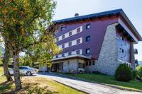 Budova, v ktorej sa apartmán nachádza