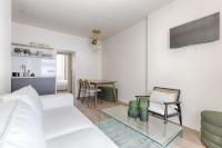 Uma &aacute;rea de estar em Al&eacute;sia/Remy Dumoncel : Charming Apartment 1BR-4P