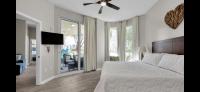 Ein Bett oder Betten in einem Zimmer der Unterkunft The Palms of Destin-2116