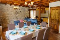 Posezení v ubytování La Bolera Paraíso Astur