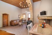 Kuchyň nebo kuchyňský kout v ubytování Villa Salis