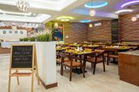 Restaurace v ubytování Hotel ORIGIN Hyderabad Airport