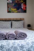 Postel nebo postele na pokoji v ubytování WOW studios for rent 2 bul Montevideo 25A - B
