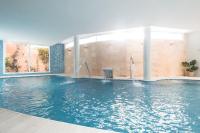 The swimming pool at or close to Sagitario Playa