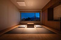 Where to Stay for Autumn Leaves at Lake Kawaguchi 2026: Lakeview Hotels, Maple Corridor Stays and Upside-Down Fuji
