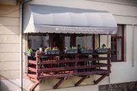 Balkón nebo terasa v ubytování Ratiu House