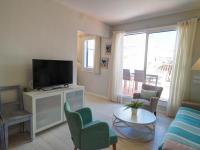 TV a/nebo společenská místnost v ubytování Carreta Sea Views by Hello Homes Sitges