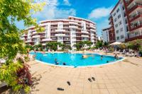 Bazén v ubytování Grand Resort nebo v jeho okolí