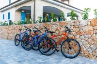 Jízda na kole v ubytování Luxury Villa Loma 1 nebo okolí