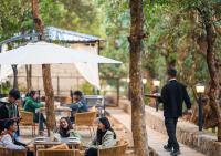 Hosté ubytování Moustache Bhimtal Luxuria, Nainital