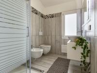 Łazienka w obiekcie Villa Chicca by Interhome