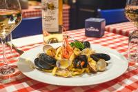 Jídlo v penzionu nebo okolí