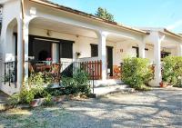 The building in which the holiday home is located
