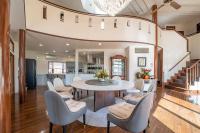 Un lugar para sentarse en Grand Maison W 館山美食倶楽部