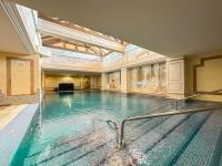 Bazén v ubytování Sea Views Indoor Pool Sauna Gym Wifi nebo v jeho okolí