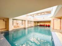 Bazén v ubytování Sea Views Indoor Pool Sauna Gym Wifi nebo v jeho okolí