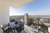 Two-Bedroom Apartment with Harbour View