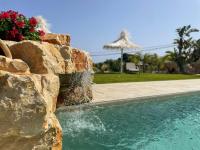 The swimming pool at or close to Splendida Villa NATURE- APPARTAMENTO ARANCIO a Scopello - Zingaro