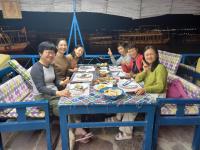 Gestir sem dvelja á Endo Mando