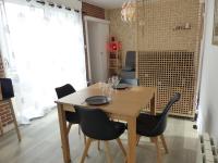Posedenie v ubytovaní LA PETITE MAISON TAHET, 2 pers avec terrasse