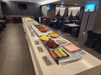 Mâncare la sau în apropiere de acest hotel