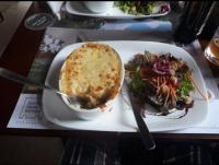 Mad på hotellet eller i nærheden