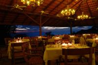 Hotel Costa Verdeにあるレストランまたは飲食店