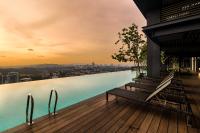 ViiA Residence, Mid Valley KLの敷地内または近くにあるプール