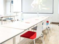Zona business o sala de conferencias en Ibis Elche