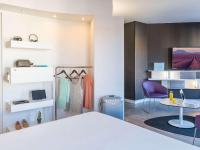 Posteľ alebo postele v izbe v ubytovaní Novotel Suites Malaga Centro