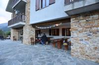 Výhľad na hory alebo výhľad na hory priamo z of the bed and breakfast