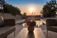 Blick auf den Sonnenuntergang&#47;Sonnenaufgang von der Villa aus oder aus der Nähe