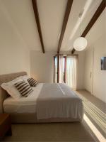 Ein Bett oder Betten in einem Zimmer der Unterkunft Belsize Villas