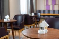 Un lugar para sentarse en Guangzhou Baiyun Airport Yunzhi Hotel near Terminal One - Complimentary Shuttle Bus between hotel to Canton Fair Complex during Canton Fair