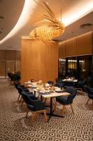 Khu vực ghế ngồi tại The Empyrean Cam Ranh Beach Resort