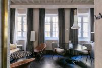 A seating area at Numa Florence Palazzo Moro