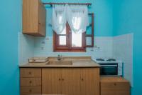 A kitchen or kitchenette at House Christina