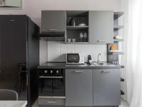 Kuchyňa alebo kuchynka v ubytovaní The Best Rent - Spacious one-bedroom apartment in Moscova district