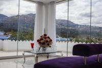 EL EMPERADOR PARK HOTEL - Housity