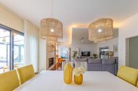 Kuchyň nebo kuchyňský kout v ubytování Maresia Villa Mar