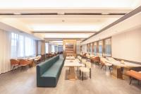 Et opholdsområde på Atour Hotel Meizhou Meixian Baili Plaza