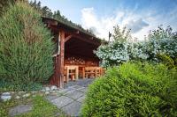 Vonkajšia záhrada v ubytovaní Villa Betula Resort & Camping