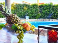 Bazén v ubytovaní Wawe Lux Holiday Home with pool alebo v jeho blízkosti