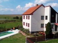 Bazén v ubytování Villa Filip by Interhome nebo v jeho okolí